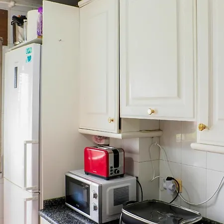Apartman Stunning In With Wifi And 2 Bedrooms *